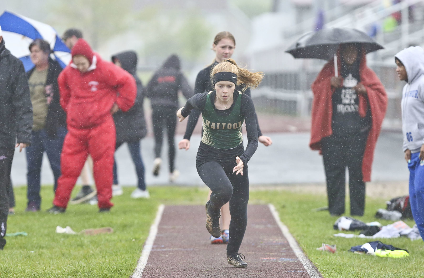 Class 2A Tolono Sectional 19 5.09.19.JPG